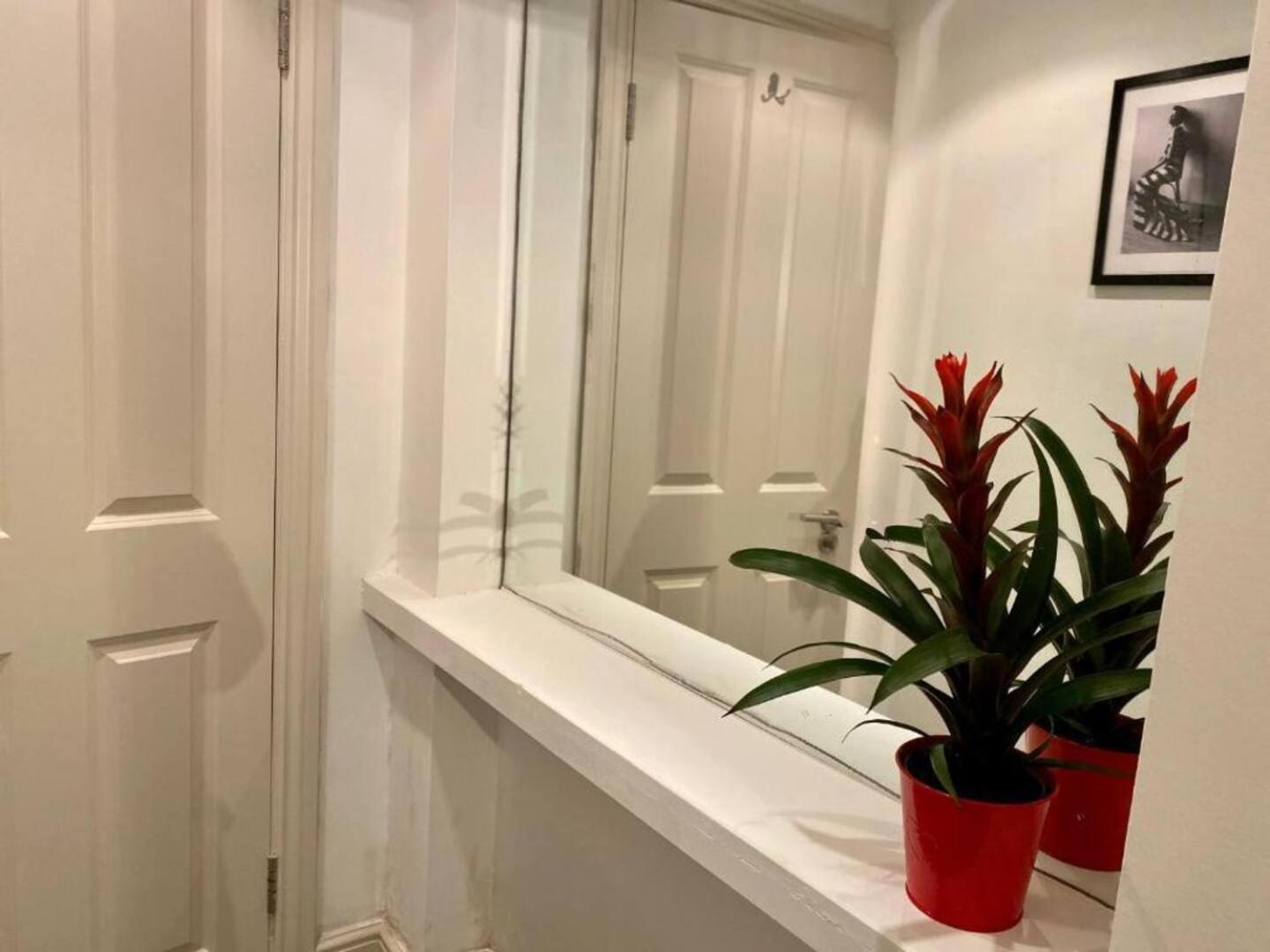 Ferienwohnung Niru Experience Hidden Gem In Chelsea 2Bd 2Ba London Exterior foto