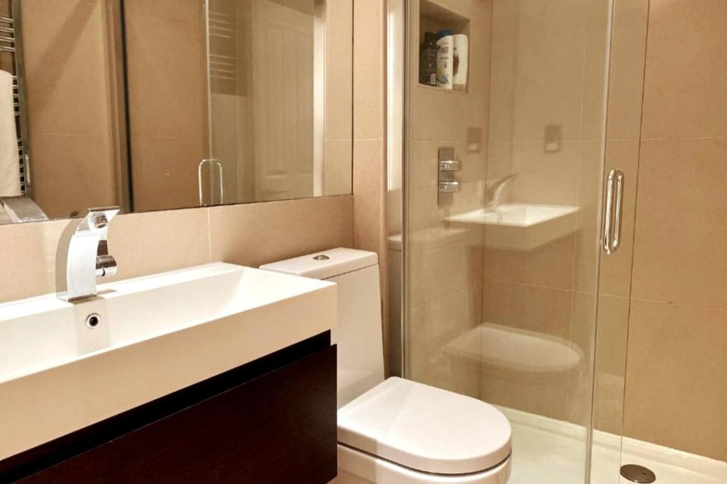 Ferienwohnung Niru Experience Hidden Gem In Chelsea 2Bd 2Ba London Exterior foto