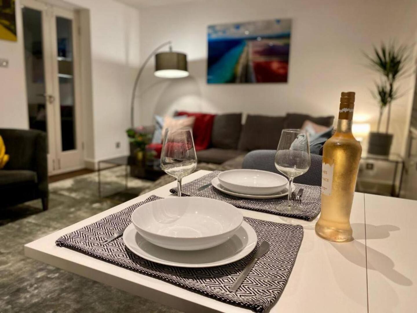 Ferienwohnung Niru Experience Hidden Gem In Chelsea 2Bd 2Ba London Exterior foto