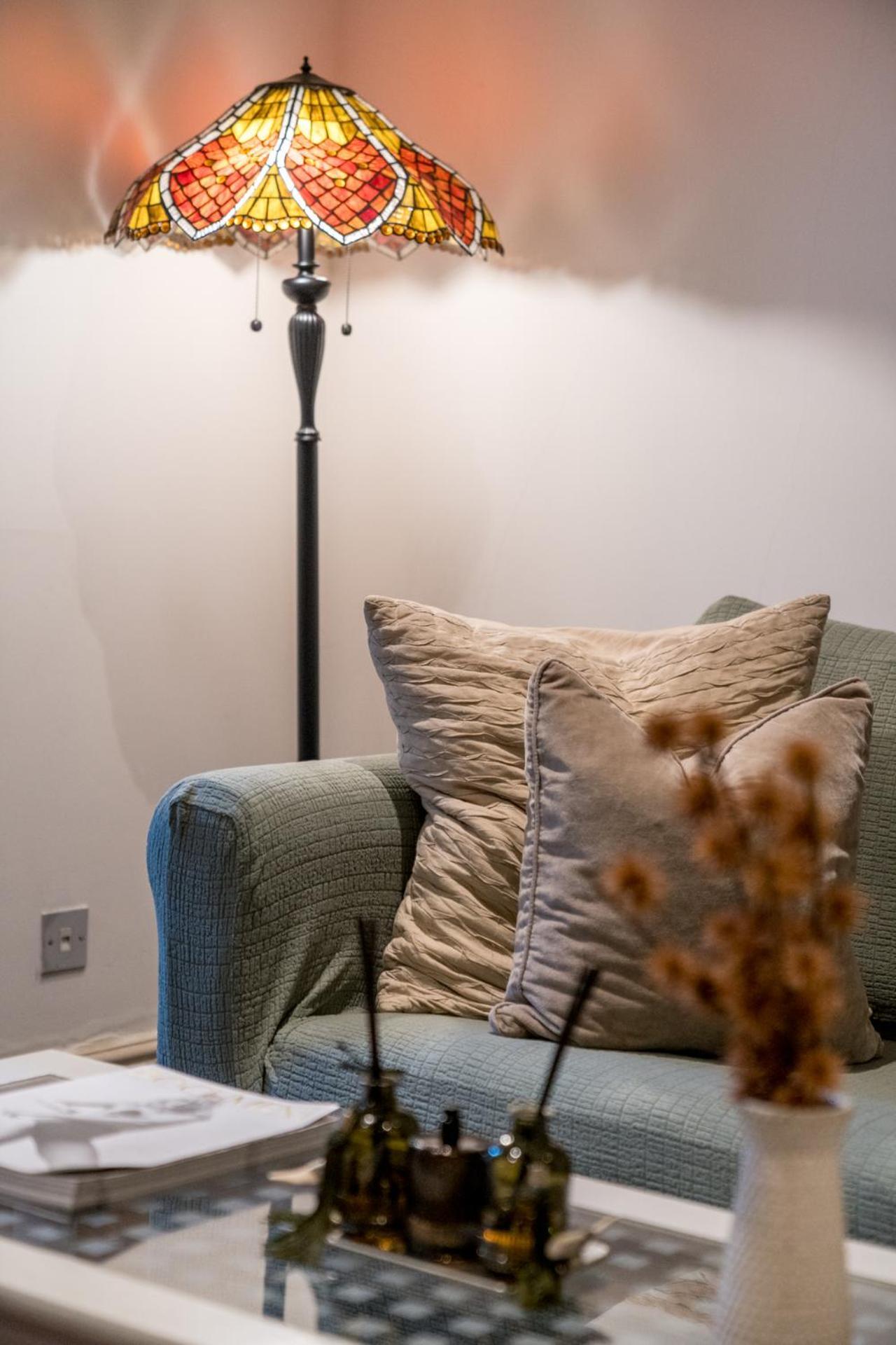 Ferienwohnung Niru Experience Hidden Gem In Chelsea 2Bd 2Ba London Exterior foto